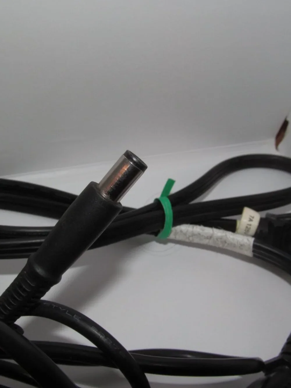 HP 608425-001 65W 18.5V Power Adapter AC Adaptor Laptop Charger Power Supply